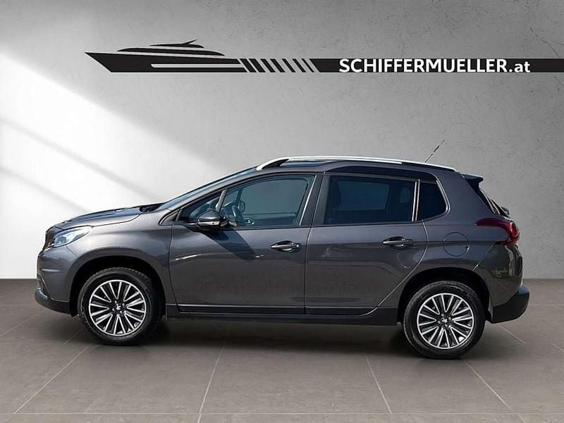 Gebraucht Peugeot 2008 Active 83 PS (61 kW) 2019 Grau SUV