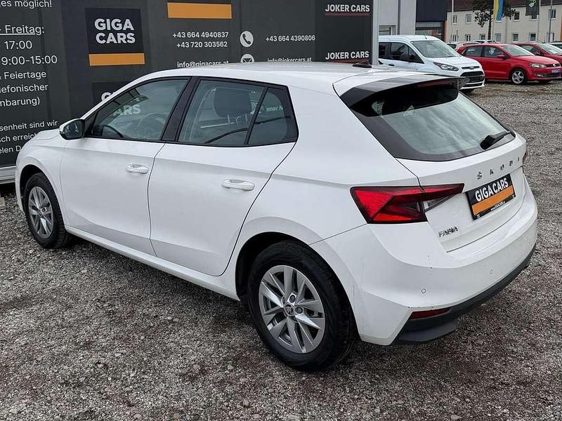 Gebraucht Skoda Fabia Selection 95 PS (69 kW) 2023 Weiß Kleinwagen