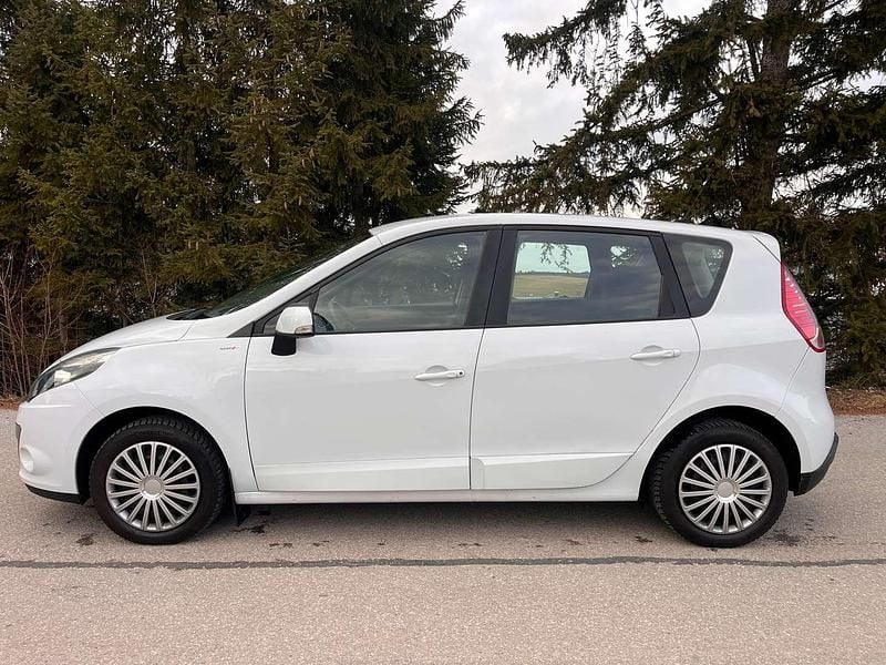 Gebraucht Renault Scénic III 110 PS (80 kW) 2011 Weiß Van / Kleinbus