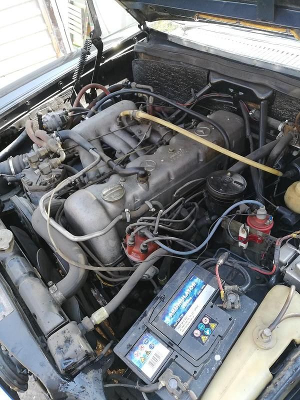 Gebraucht Mercedes 250 150 PS (110 kW) 1969 Schwarz Coupé