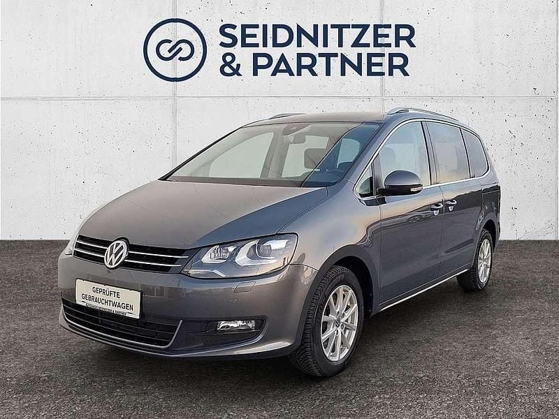 Gebraucht VW Sharan Family 150 PS (110 kW) 2022 Grau Van / Kleinbus