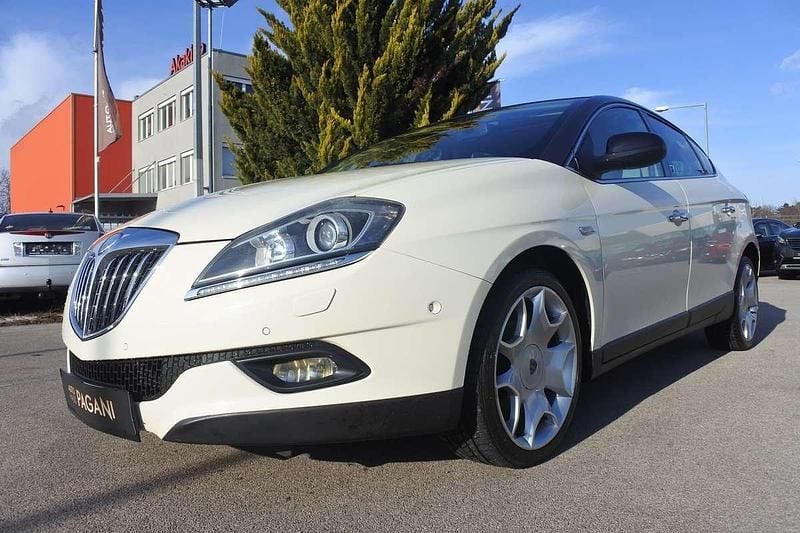 Gebraucht Lancia Delta 120 PS (88 kW) 2009 Weiß Kleinwagen