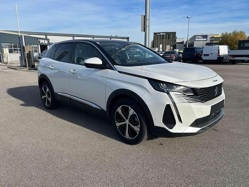 Gebraucht Peugeot 3008 Allure 131 PS (96 kW) 2021 Weiß Limousine
