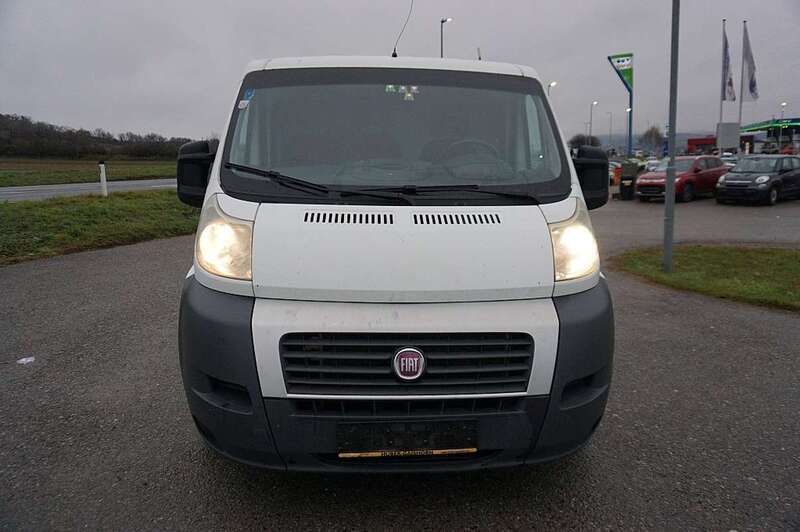 Weiß Gebraucht 2012 Fiat Ducato Van | € 4.590 (Fairer Preis) - Bild 1/4