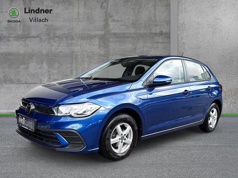 Dunkelblau metallic Gebraucht 2023 VW Polo Limousine | € 15.990 (Fairer Preis) - Bild 1/4