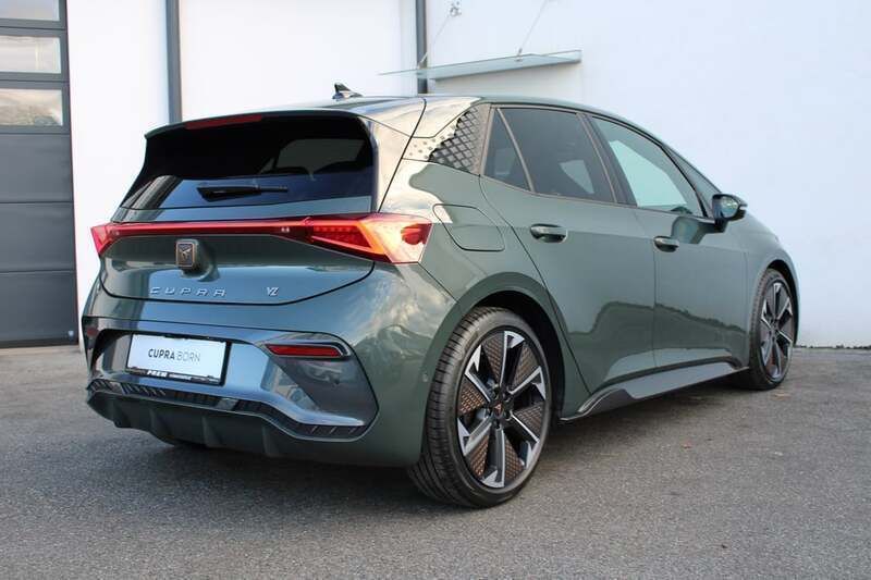 Gebraucht Cupra Born VZ 239 kW (326 PS) 2024 Dunkelgrün metallic Kleinwagen