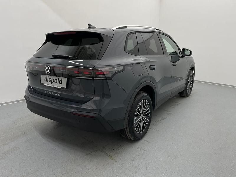 Neu VW Tiguan 193 PS (141 kW) 2026 Mittelgrau  metallic SUV