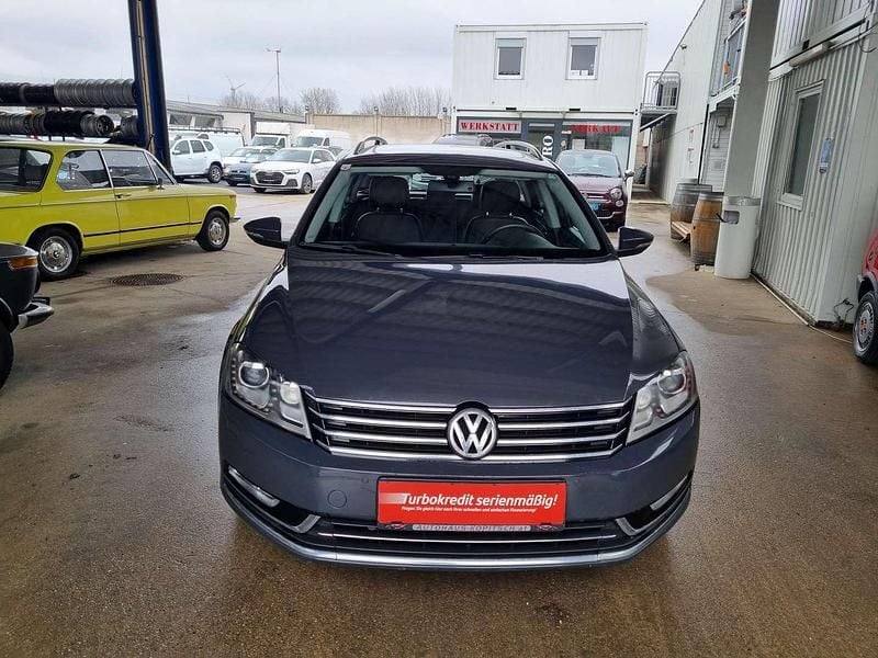 Gebraucht VW Passat Highline 140 PS (102 kW) 2013 Grau Kombi