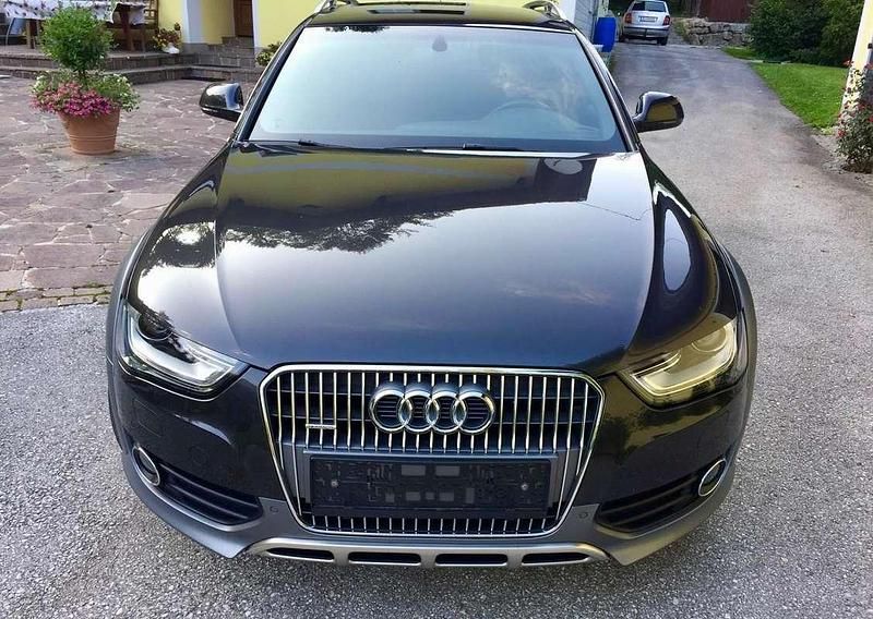Grau Gebraucht 2013 Audi A4 Allroad Kombi | € 14.900 (Guter Preis) - Bild 1/4