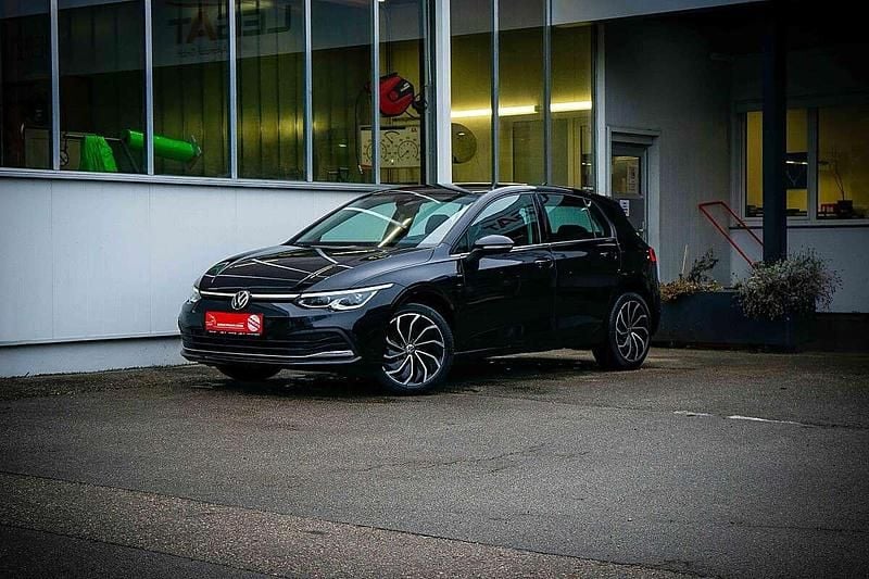 Gebraucht VW Golf VIII Style 116 PS (85 kW) 2021 Schwarz Limousine