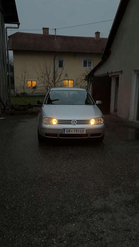 Gebraucht 2002 VW Golf IV Comfortline Limousine | € 2.600 (Fairer Preis) - Bild 1/4
