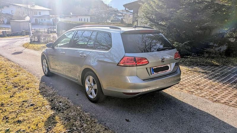 Gebraucht VW Golf VII Comfortline 110 PS (80 kW) 2015 Silber Kombi