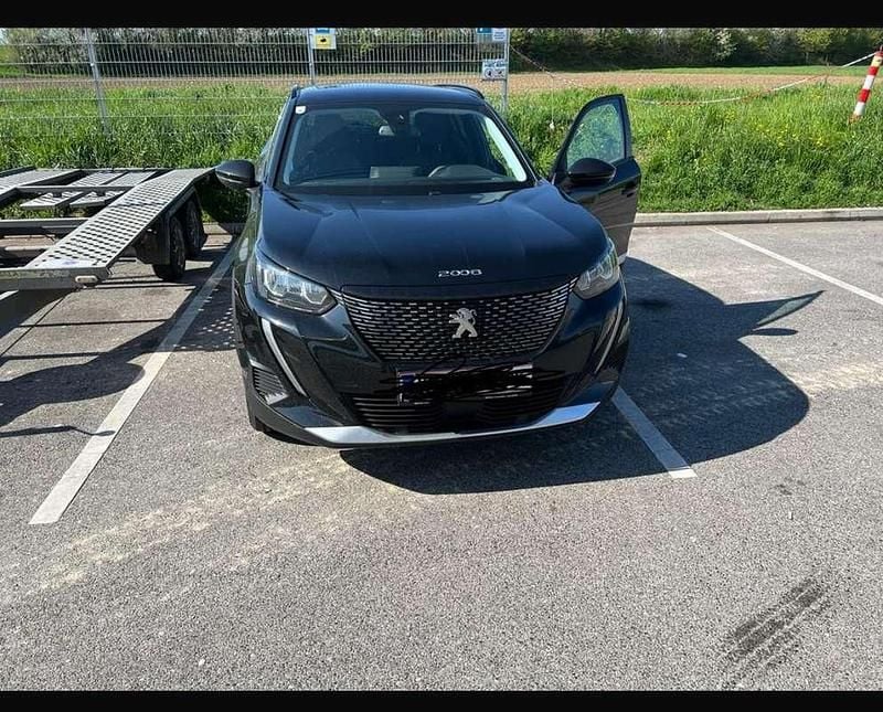 Gebraucht Peugeot 2008 GT 131 PS (96 kW) 2022 SUV