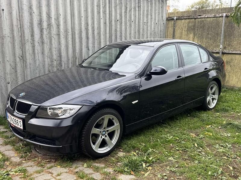 Gebraucht BMW 318 143 PS (105 kW) 2007 Limousine