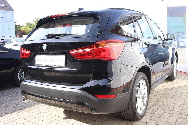 Gebraucht BMW X1 Advantage 116 PS (85 kW) 2022 Schwarz SUV