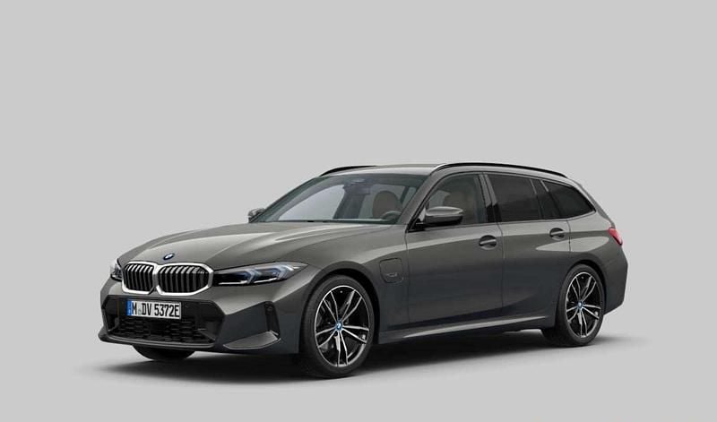 Grau Gebraucht 2022 BMW 330e M Sport Kombi | € 33.900 (Etwas zu teuer) - Bild 1/2