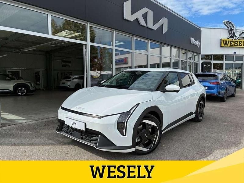 Weiß Neu 2025 Kia EV4 Plus Limousine | € 47.890 (Fairer Preis) - Bild 1/4