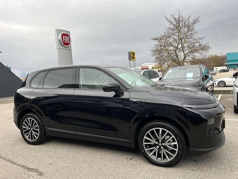 Gebraucht Leapmotor B10 160 kW (218 PS) 2025 Grau SUV