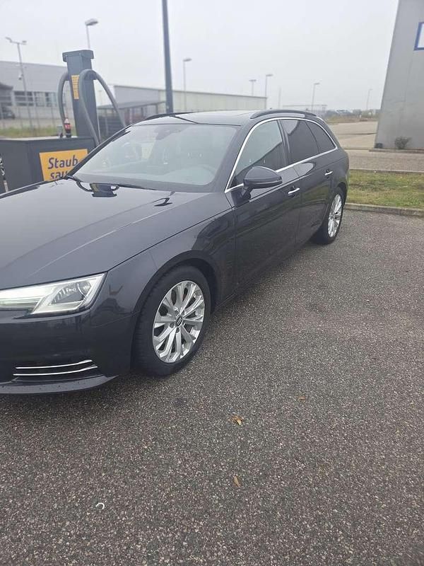 Gebraucht Audi A4 150 PS (110 kW) 2016 Kombi