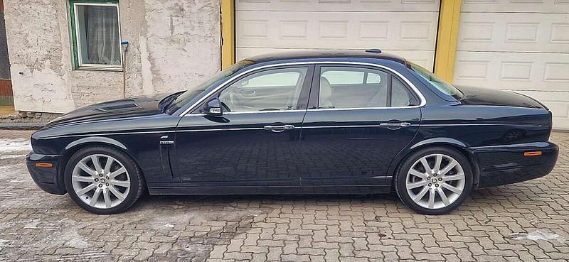 Gebraucht Jaguar XJ Executive 207 PS (152 kW) 2008 Blau Limousine