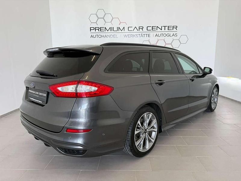 Gebraucht Ford Mondeo ST-Line 150 PS (110 kW) 2017 Grau Kombi