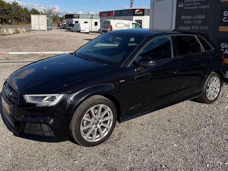 Schwarz Gebraucht 2019 Audi A3 S-Line Limousine | € 17.990 (Guter Preis) - Bild 1/4