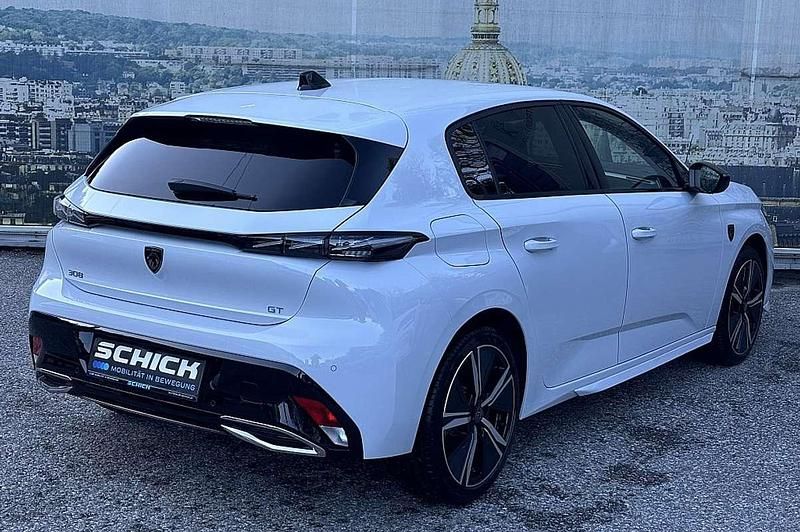Gebraucht Peugeot 308 GT 136 PS (100 kW) 2024 Weiß Limousine