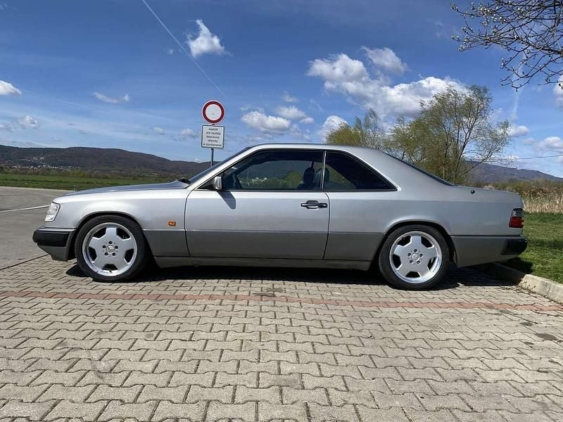 Gebraucht Mercedes E300 220 PS (161 kW) 1991