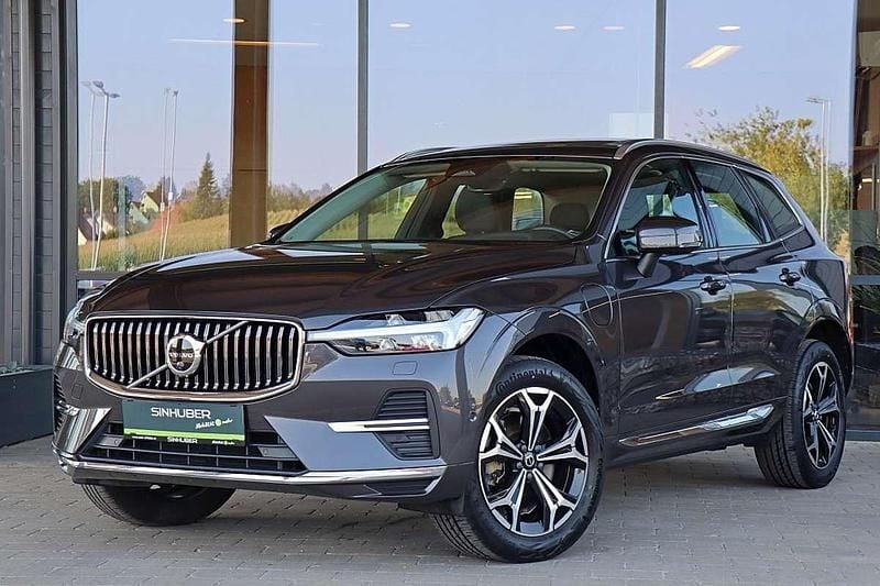 Grau Gebraucht 2022 Volvo XC60 Inscription SUV | € 39.490 (Guter Preis) - Bild 1/4