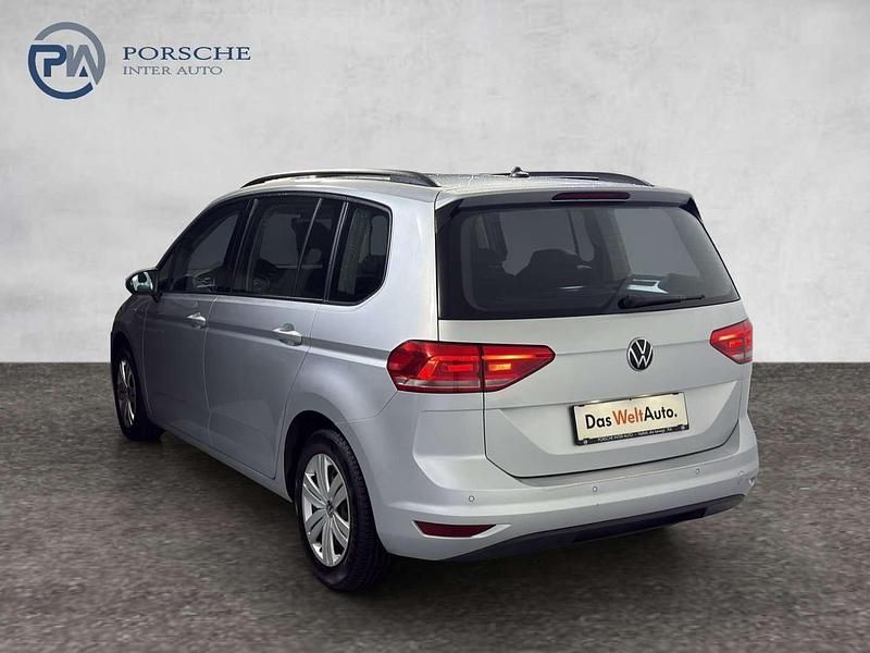 Gebraucht VW Touran 122 PS (89 kW) 2022 Silber Van / Kleinbus