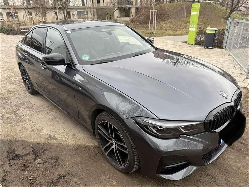 Gebraucht BMW 330 184 PS (135 kW) 2021 Limousine