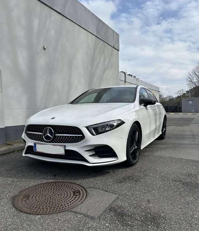 Gebraucht Mercedes A180 AMG line 116 PS (85 kW) 2021 Limousine