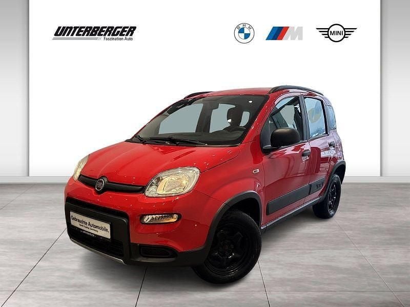 Rot Gebraucht 2019 Fiat Panda 4x4 Wild Kleinwagen | € 12.390 (Guter Preis) - Bild 1/4
