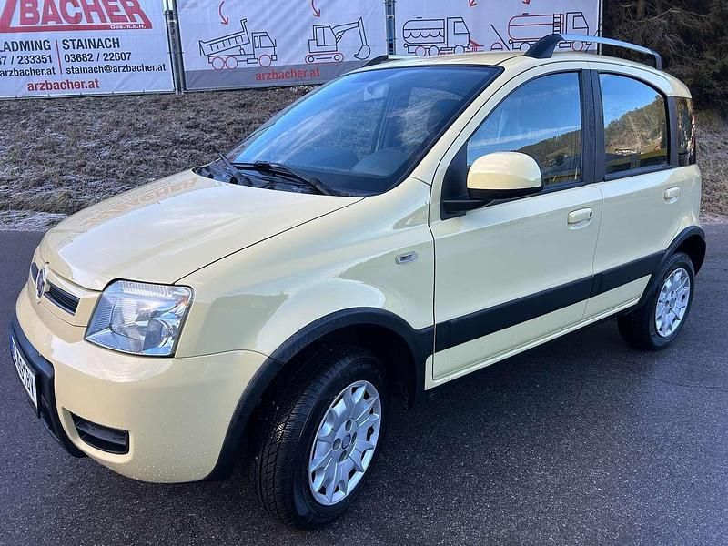 Gebraucht Fiat Panda 4x4 60 PS (44 kW) 2009 Gelb Kleinwagen