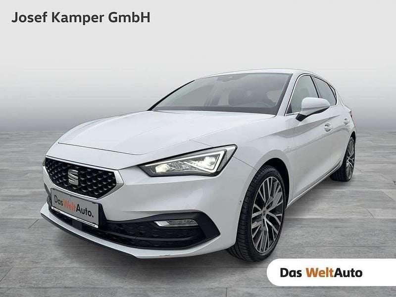 Gebraucht Seat Leon XCELLENCE 150 PS (110 kW) 2021 Weiss  metallic Limousine