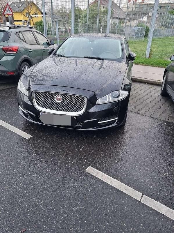 Gebraucht Jaguar XJ Premium Luxury 275 PS (202 kW) 2013 Limousine