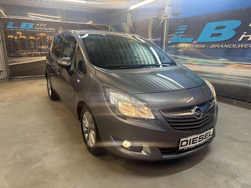 Gebraucht Opel Meriva Edition 95 PS (69 kW) 2017 Grau Van / Kleinbus
