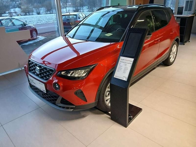 Neu Seat Arona FR 116 PS (85 kW) 2025 Mittelrot  metallic SUV