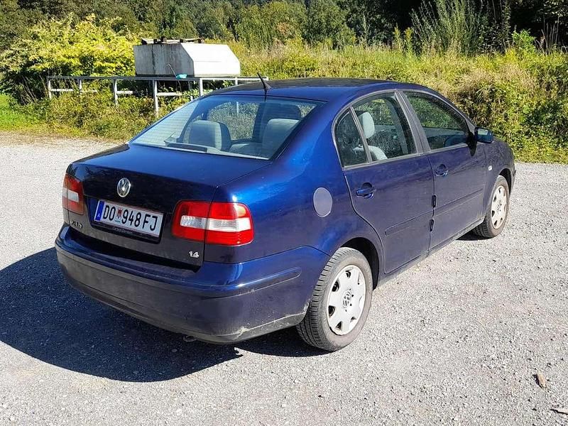 Gebraucht VW Polo Comfortline 75 PS (55 kW) 2004 Blau Limousine