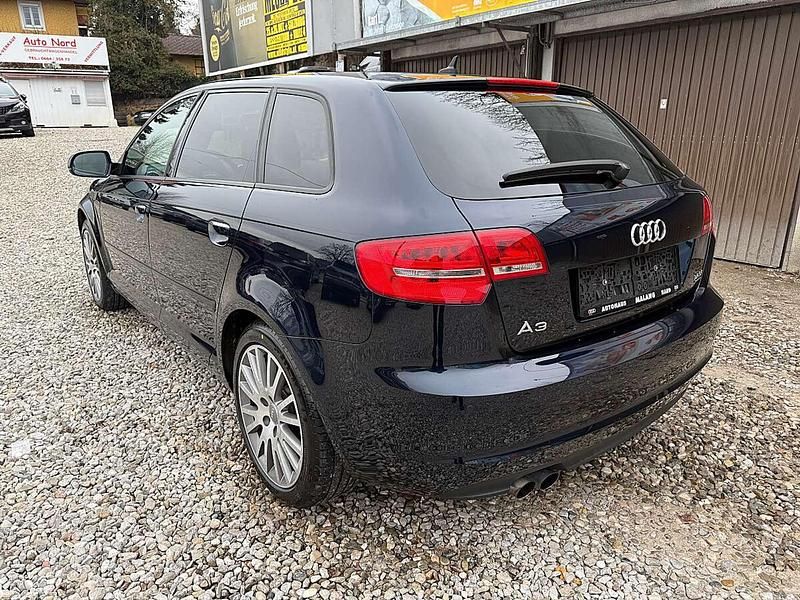 Gebraucht Audi A3 Ambiente 200 PS (147 kW) 2011 Blau Kleinwagen