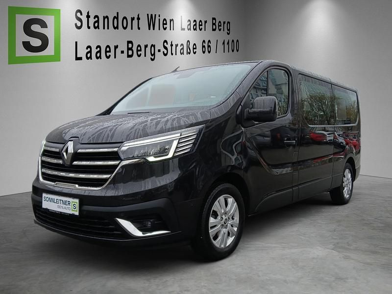 Schwarz Gebraucht 2022 Renault Trafic Van | € 38.490 (Fairer Preis) - Bild 1/4