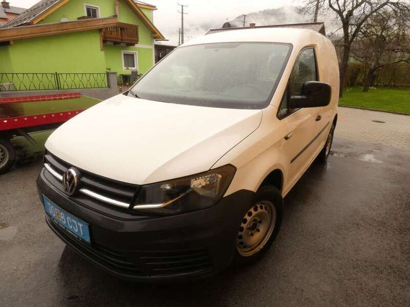 Verkauft VW Caddy Kombi 20 TDI, gebraucht 2020, 179.000 km in St.Johann