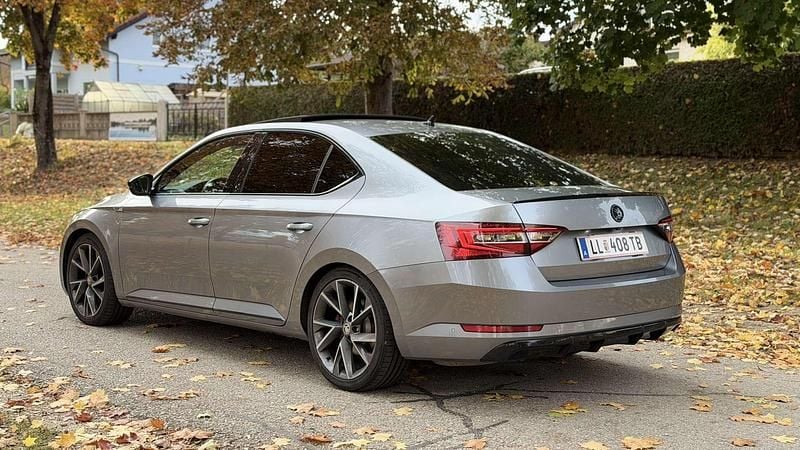 Gebraucht 2019 Skoda Superb SportLine Limousine | € 23.800 (Teuer) - Bild 1/4