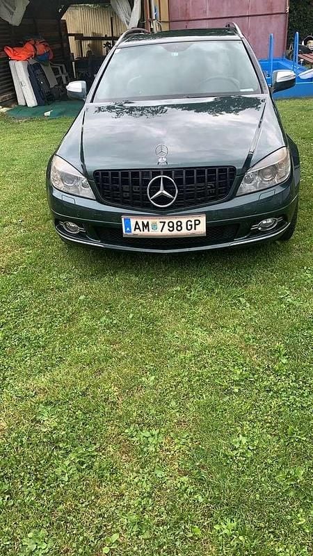 Gebraucht Mercedes C200 Classic 224 PS (164 kW) 2004 Grün Kombi