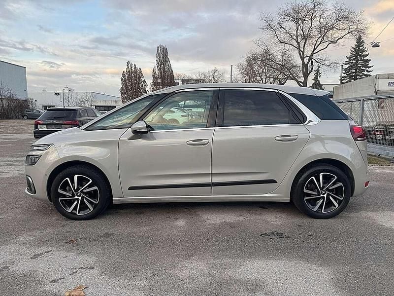 Gebraucht Citroën C4 SpaceTourer Feel 131 PS (96 kW) 2019 Grau Van / Kleinbus