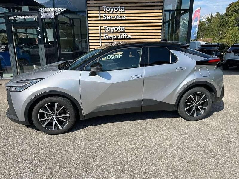 Gebraucht Toyota C-HR Active 98 PS (72 kW) 2024 Silber SUV