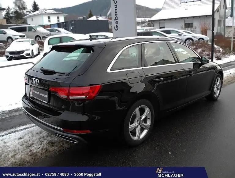 Gebraucht Audi A4 Sport 190 PS (139 kW) 2019 Schwarz  metallic Kombi