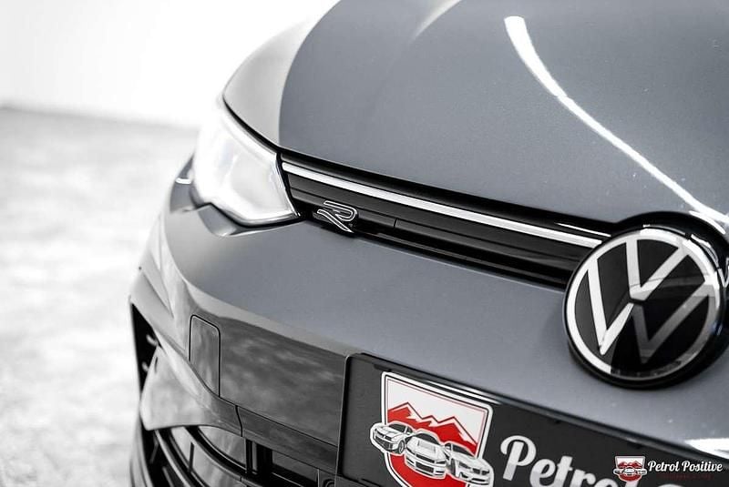 Gebraucht VW Golf VIII R-line 150 PS (110 kW) 2023 Kombi