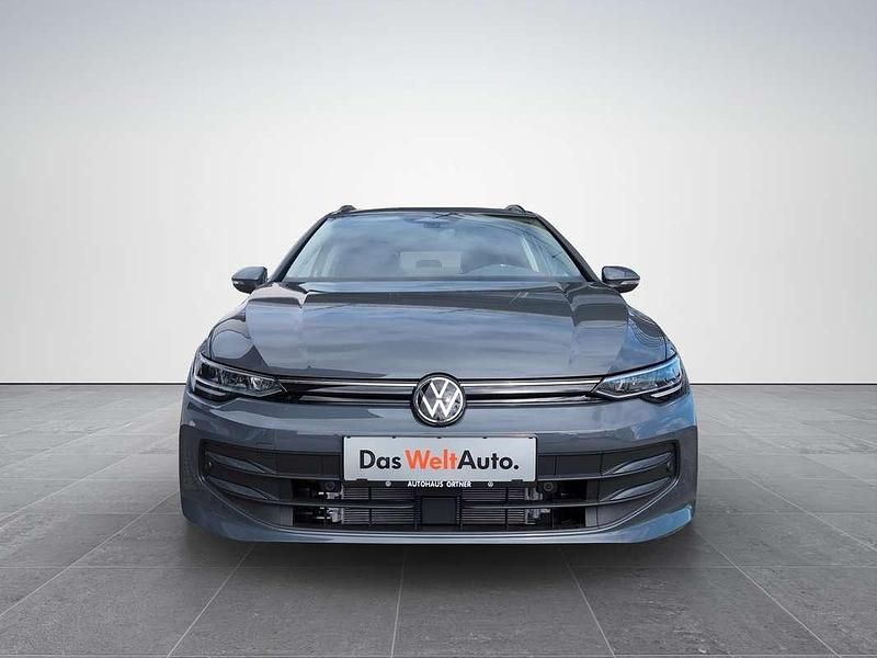 Neu VW Golf VIII Business 150 PS (110 kW) 2025 Mittelgrau  metallic Kombi