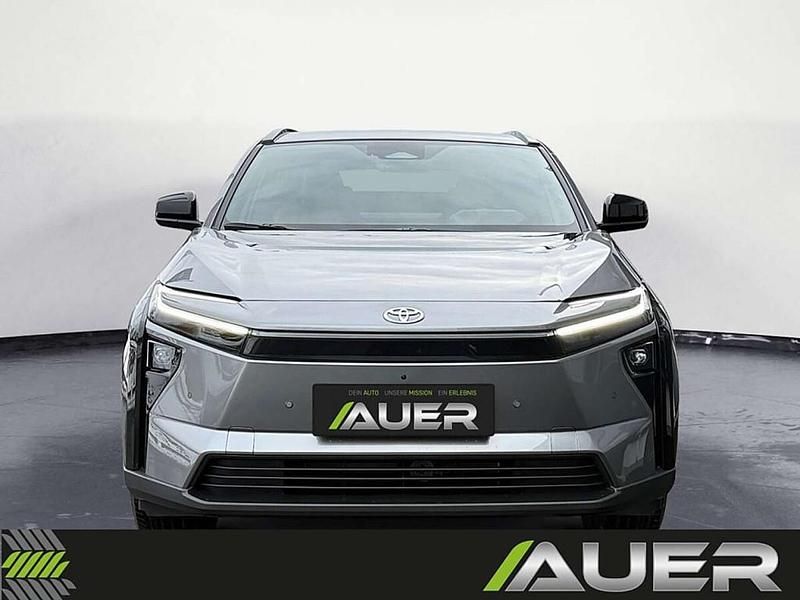 Neu Toyota bZ4X Active 164 kW (224 PS) 2026 SUV